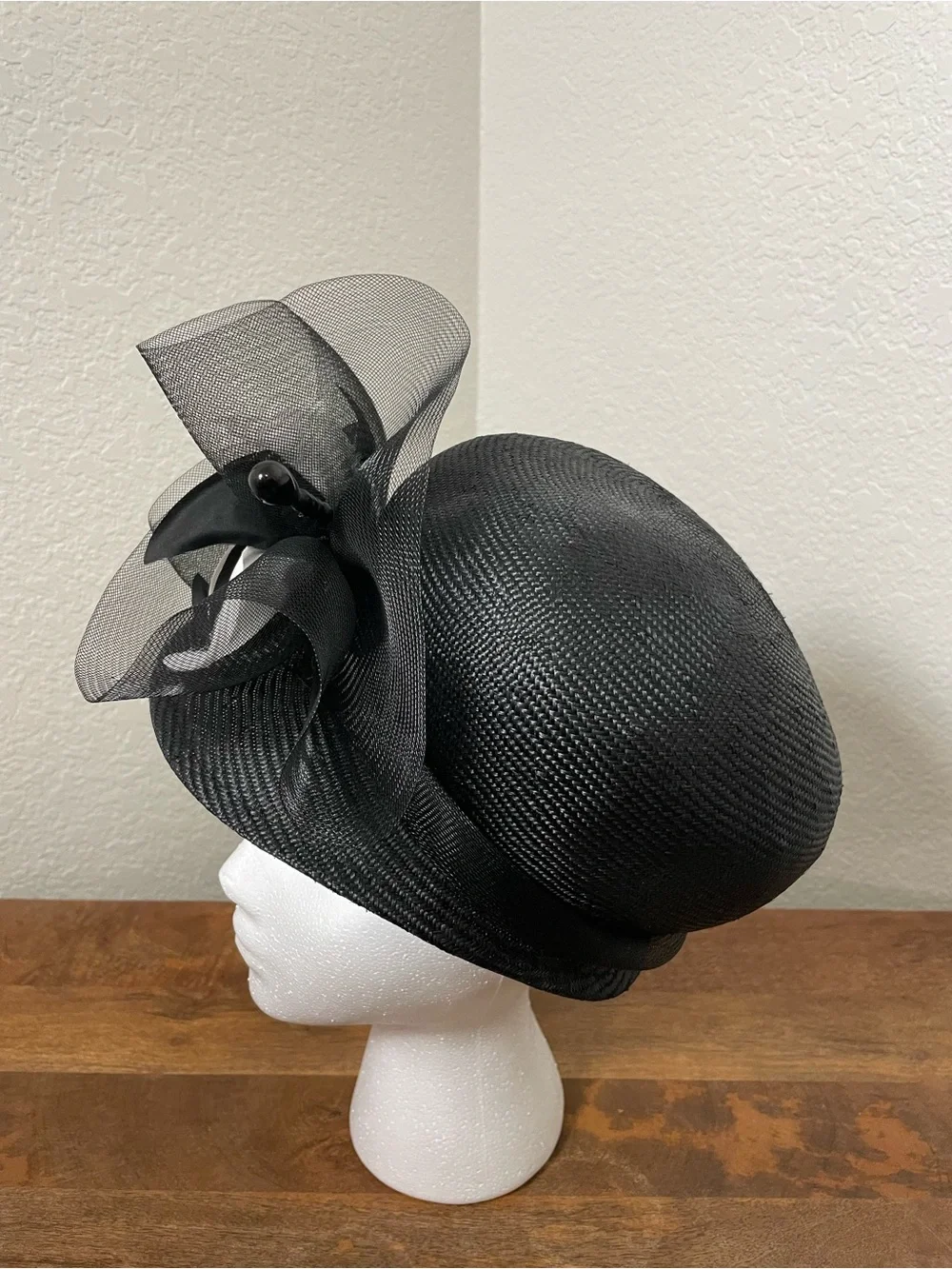 Mr. John Classic New York / Paris elegant vintage